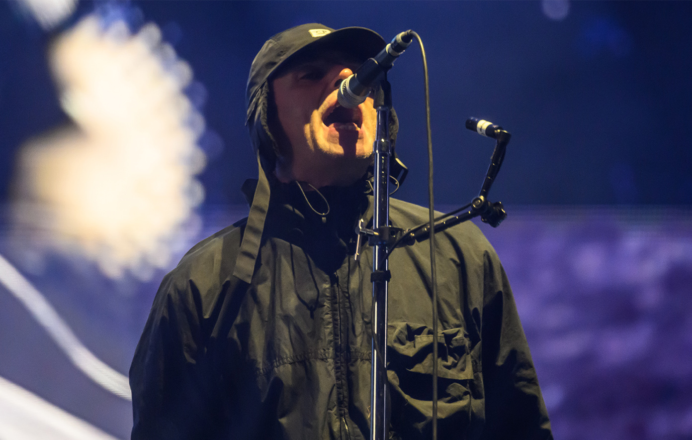 Liam Gallagher se burla de una "situación interesante" con los rumores sobre Oasis y dedica una canción a las carpas del Festival de Leeds 2024