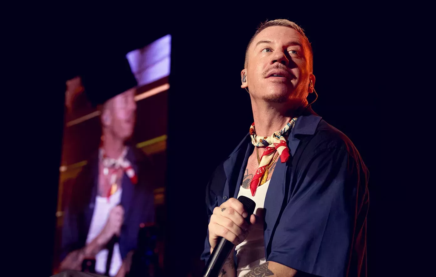 Macklemore cancela un concierto en Dubai por la implicación de EAU en la 