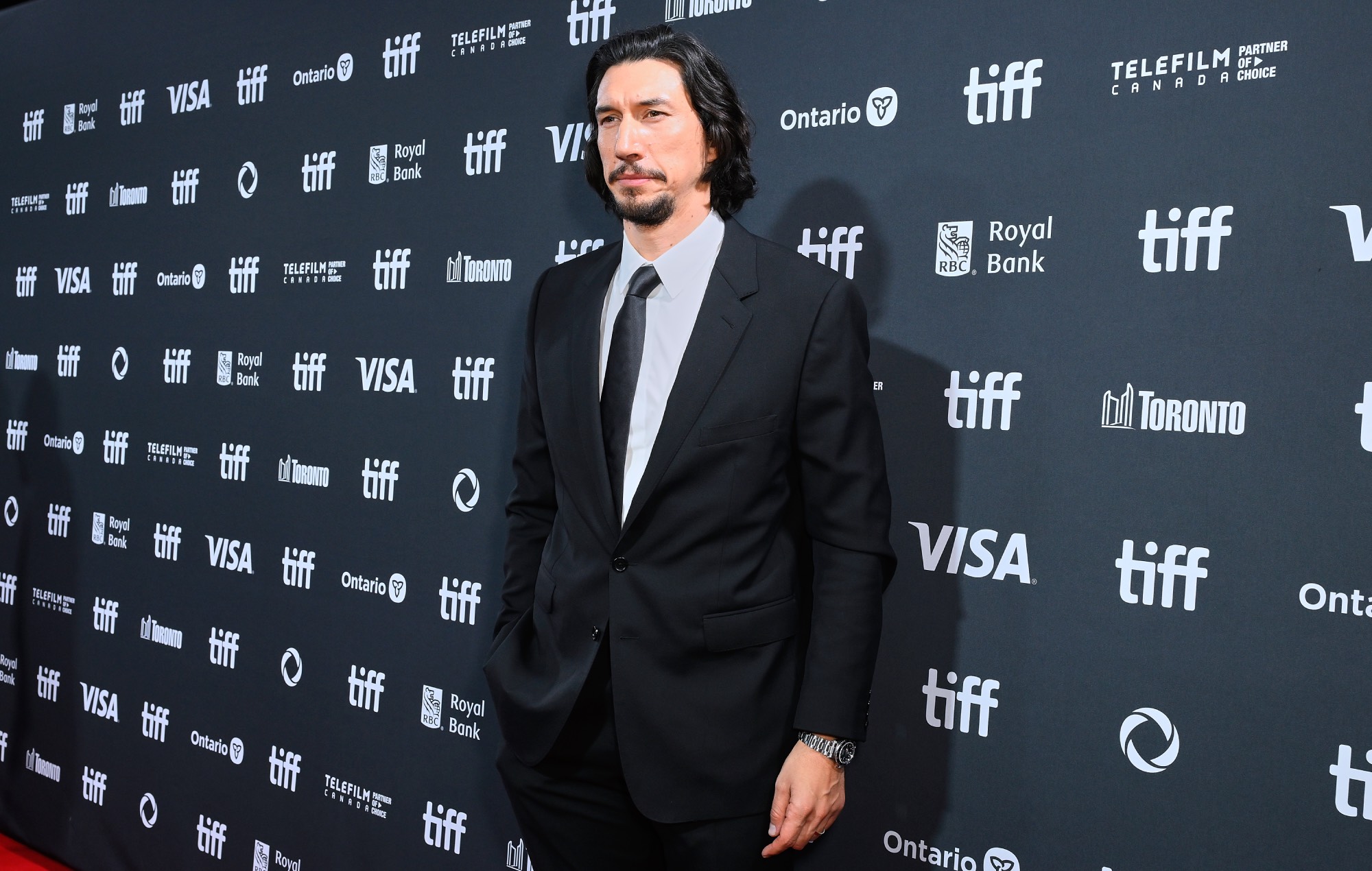Adam Driver lamenta el cine moderno que "no te deja nada por descubrir"