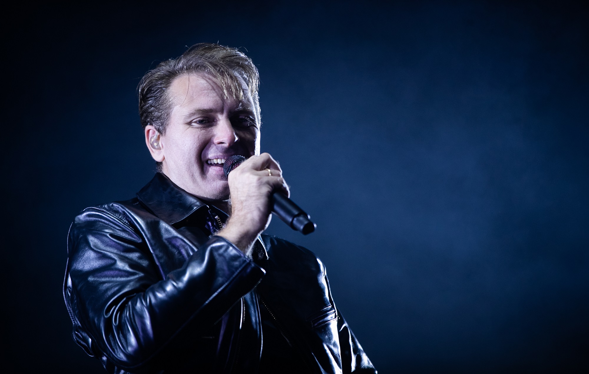 Alex Kapranos, de Franz Ferdinand, arremete contra la RAC tras quedarse tirado en el arcén de una autopista durante 15 horas