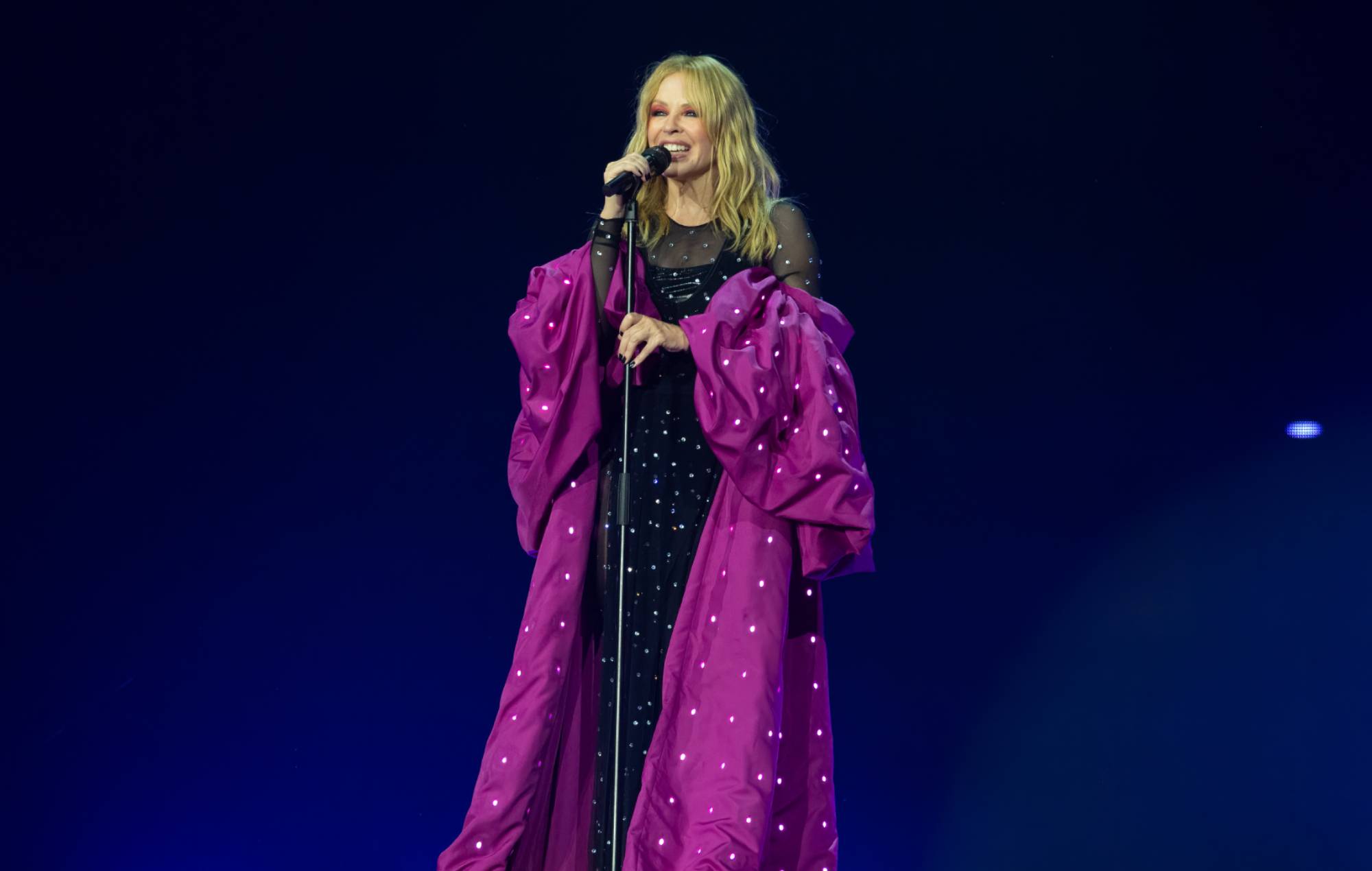 Kylie Minogue añade fechas a su gira británica "Tension" 2025