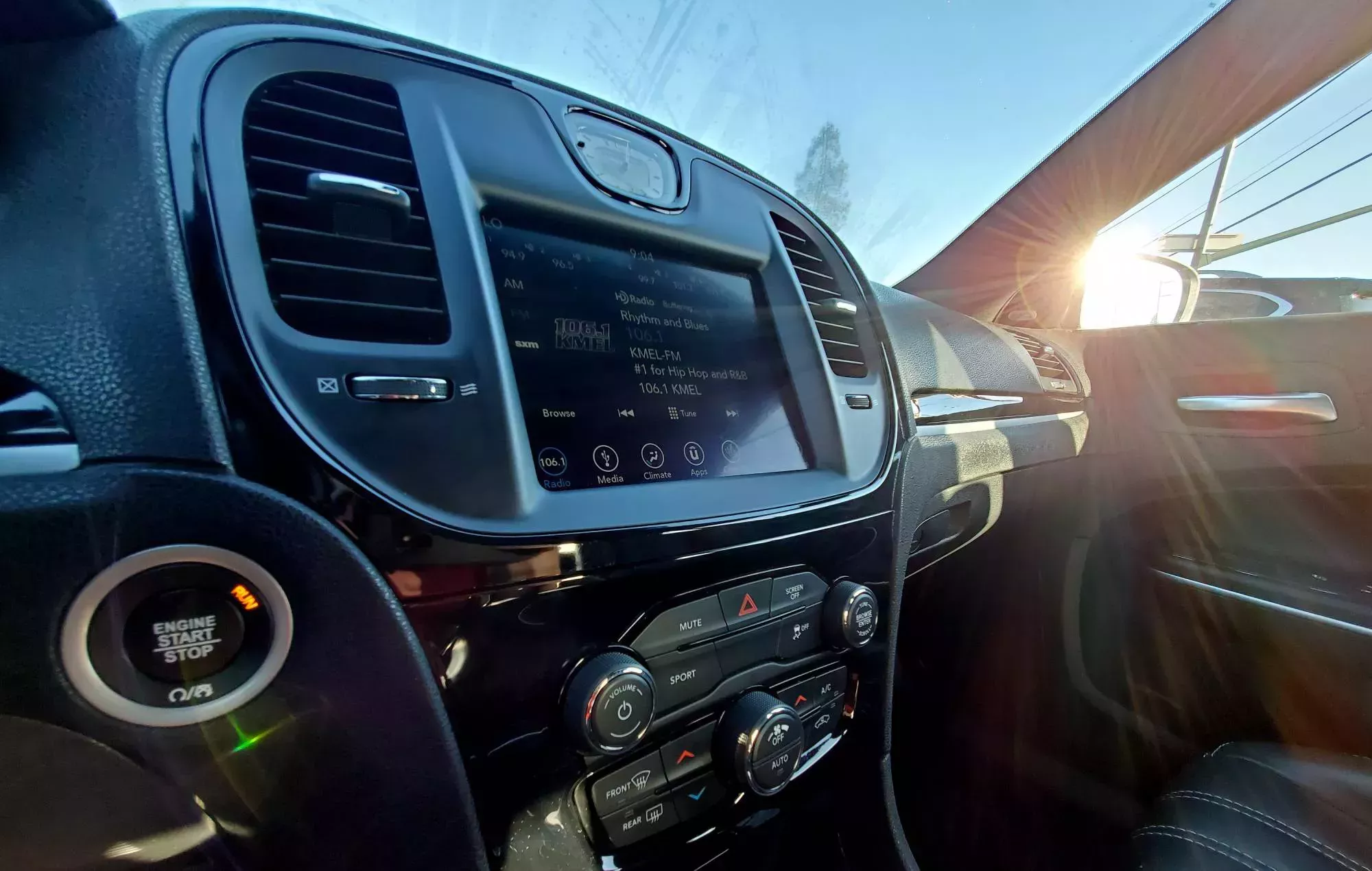 La industria responde: no se venderán coches nuevos con lector de CD