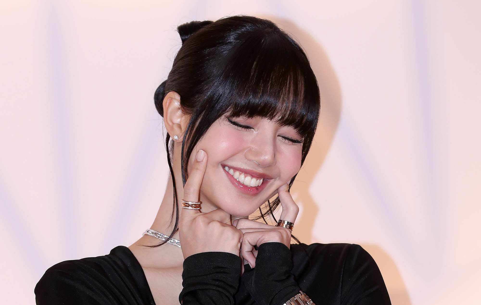 Lisa, de BLACKPINK, estrena su nueva canción "Moonlit Floor" en el Global Citizen Fest