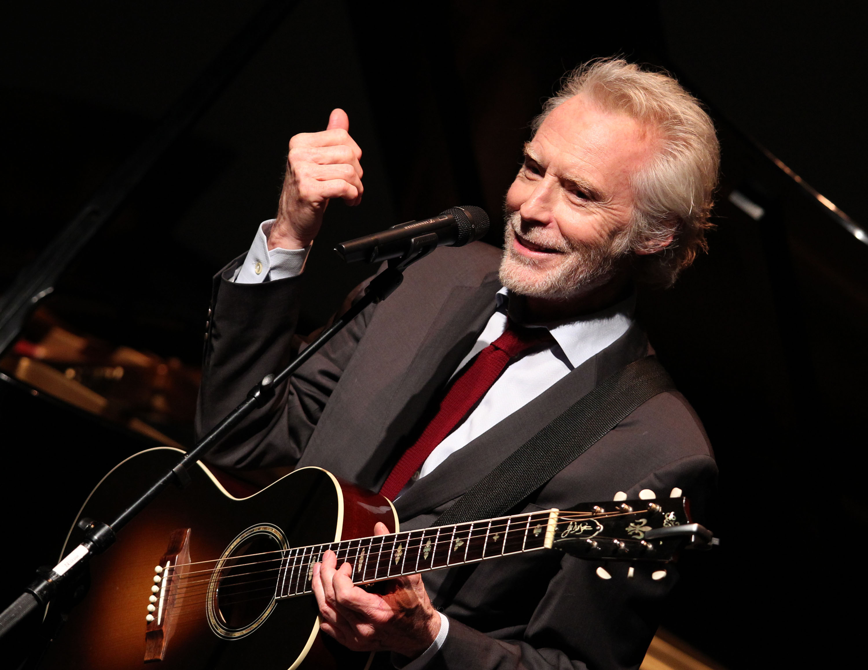 

	
		Muere a los 78 años JD Souther, cantante coautor de clásicos de los Eagles como "New Kid in Town
	
	