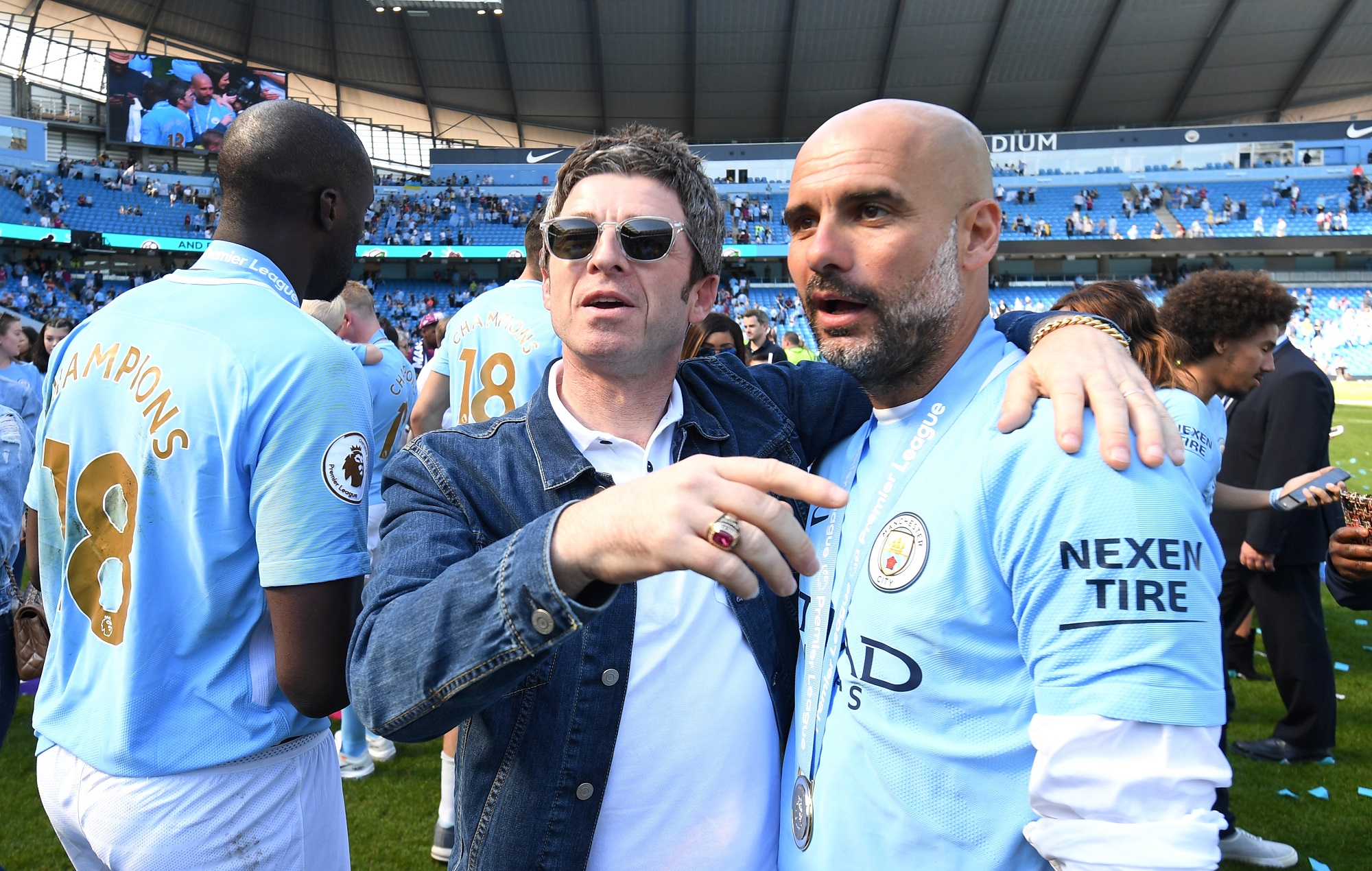 Noel Gallagher comparte la nueva gama de ropa del Manchester City inspirada en "Definitely Maybe" de Oasis