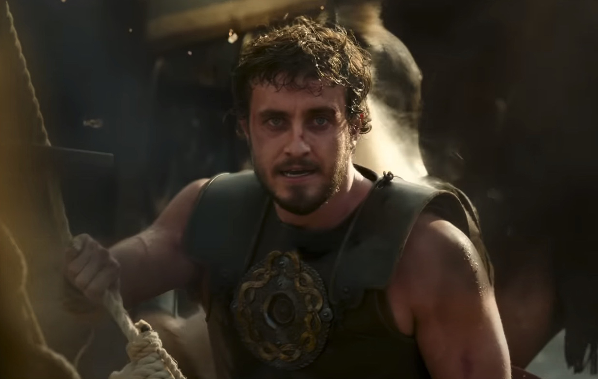 Paul Mescal viste la armadura de Maximus en el nuevo tráiler de "Gladiator 2