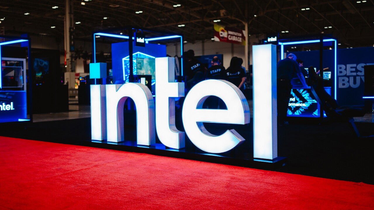 Dentro del Garaje de Juegos CNE de Intel: Mejora tu Experiencia CNE