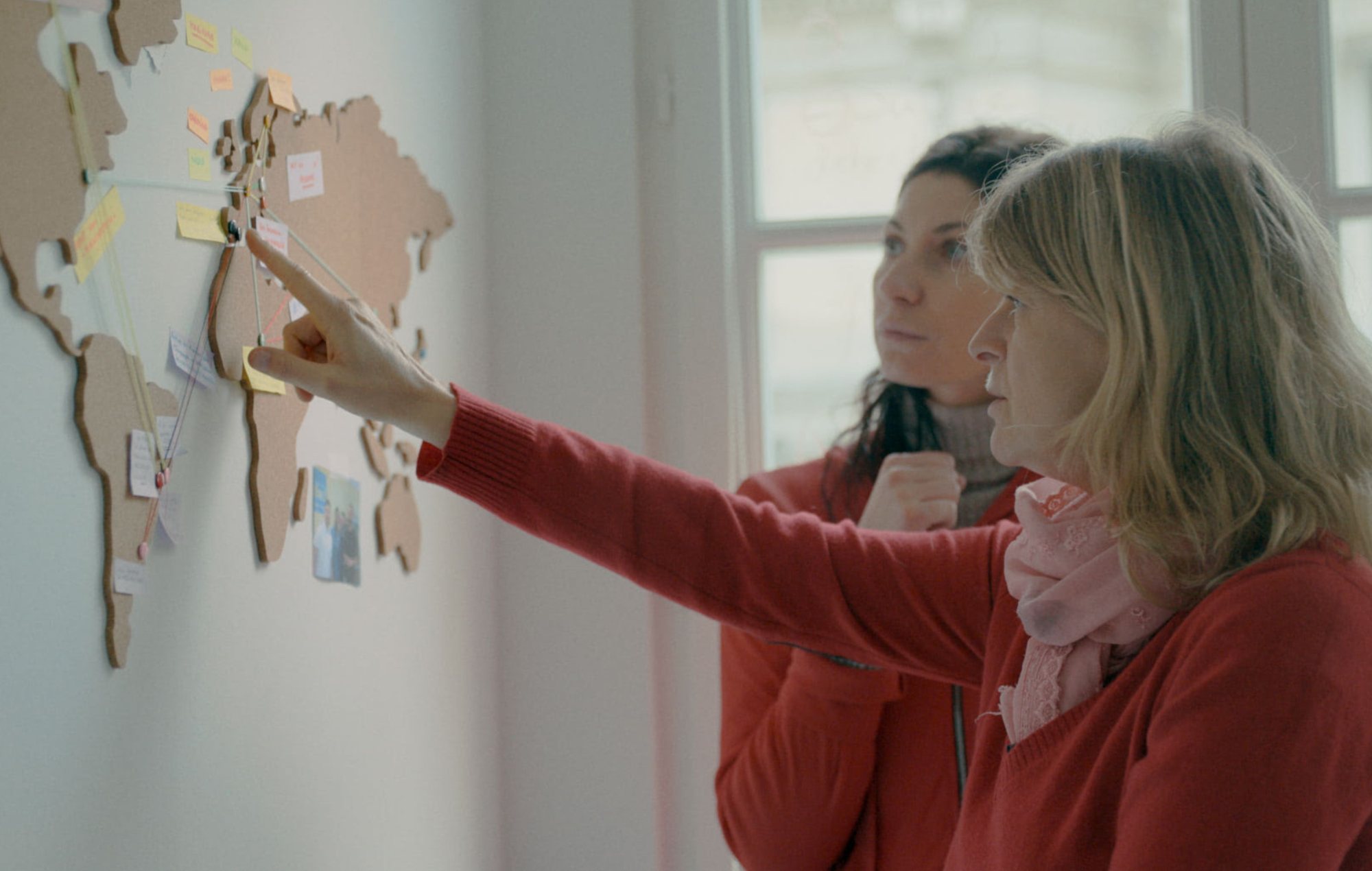 "Un nuevo 'estafador de Tinder'": llega a los cines un documental sobre un estafador de la jet set