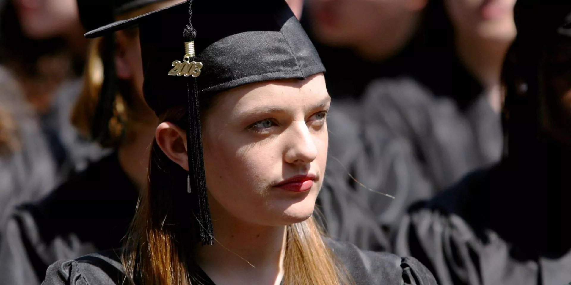 Zoey Bartlett en Commencement