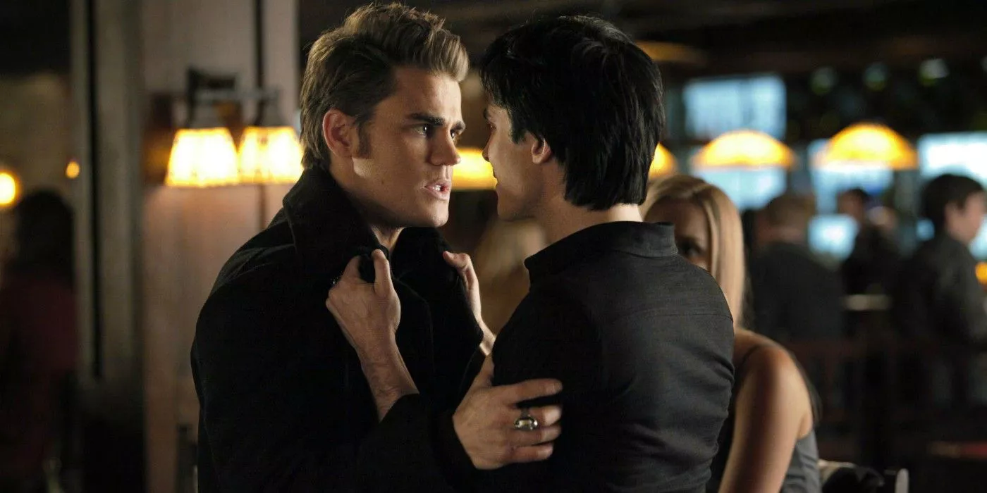 Damon y Stefan en The Vampire Diaries