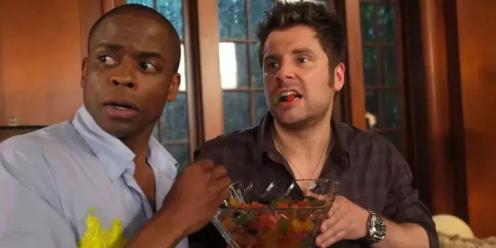 Shawn y Gus están comiendo en Psych.