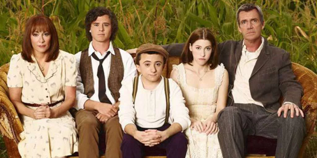 13 TV Sitcoms from the '00s You've Probably Forgotten About