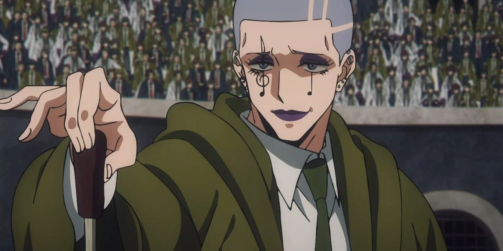 Margarette Macaron sostiene su varita durante un duelo