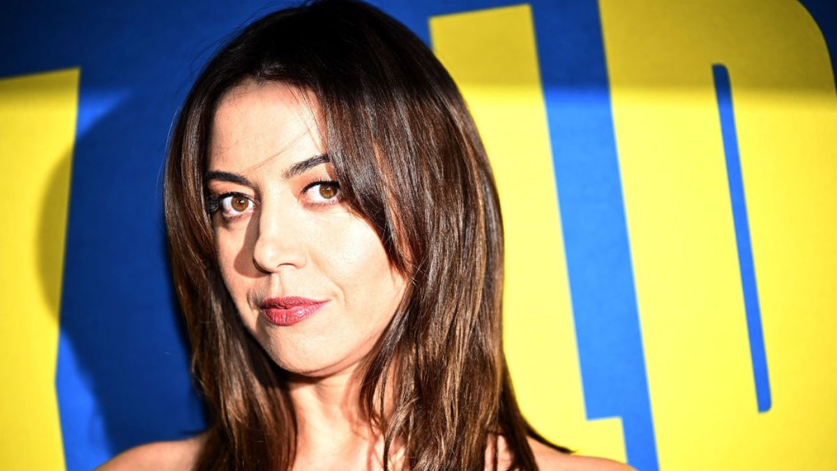 ¿El Gemelo de Aubrey Plaza? Arresto de Asesina Colombiana Desata Comparaciones Salvajes en Línea