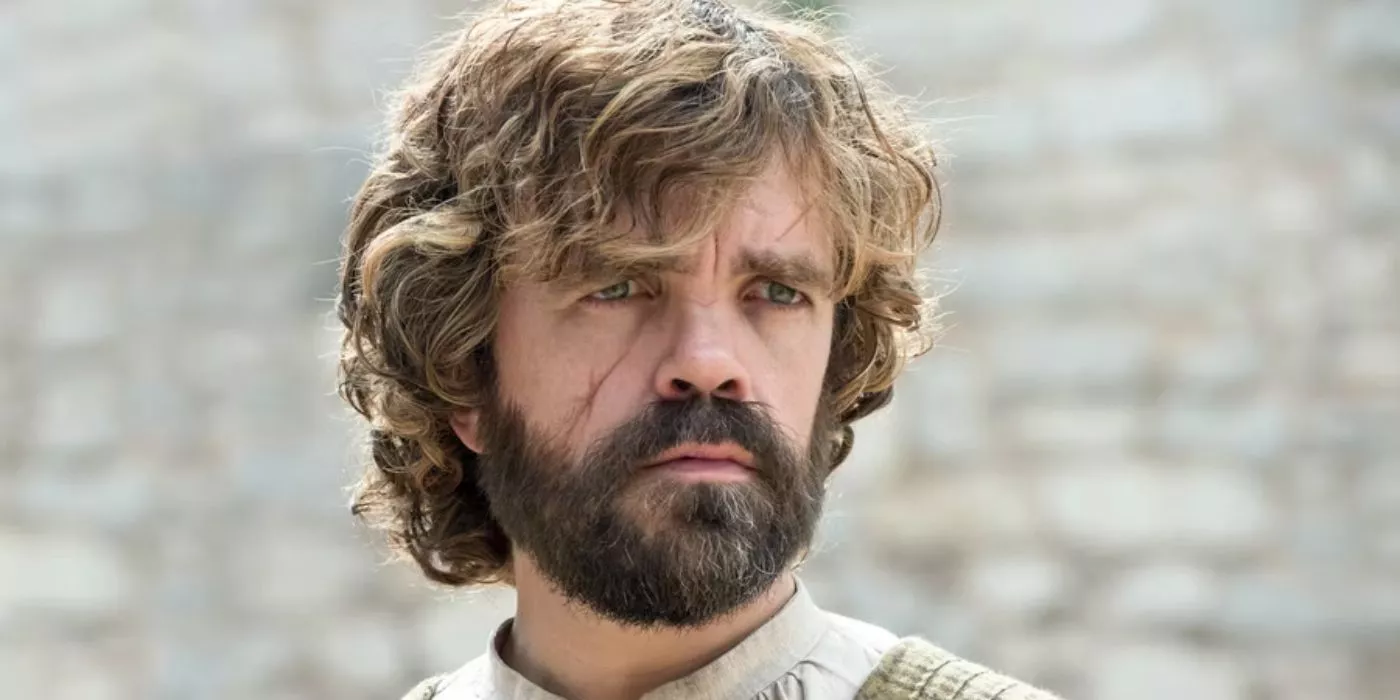 Tyrion Lannister con su nueva barba y cicatriz en Juego de Tronos