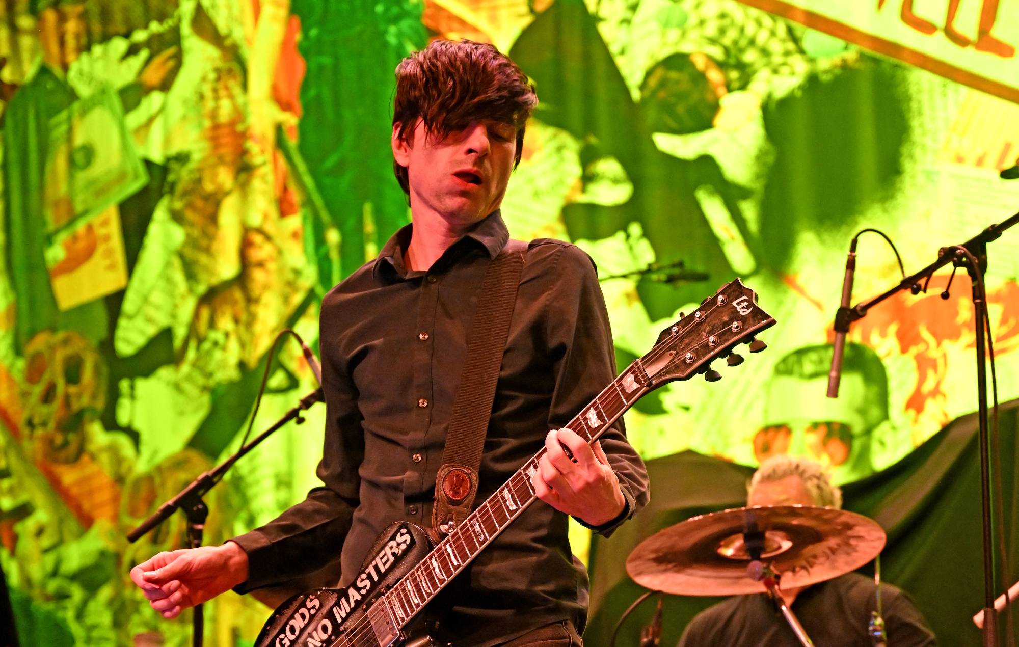 Miembros de Anti-Flag ven desestimada demanda por agresión sexual contra Justin Sane