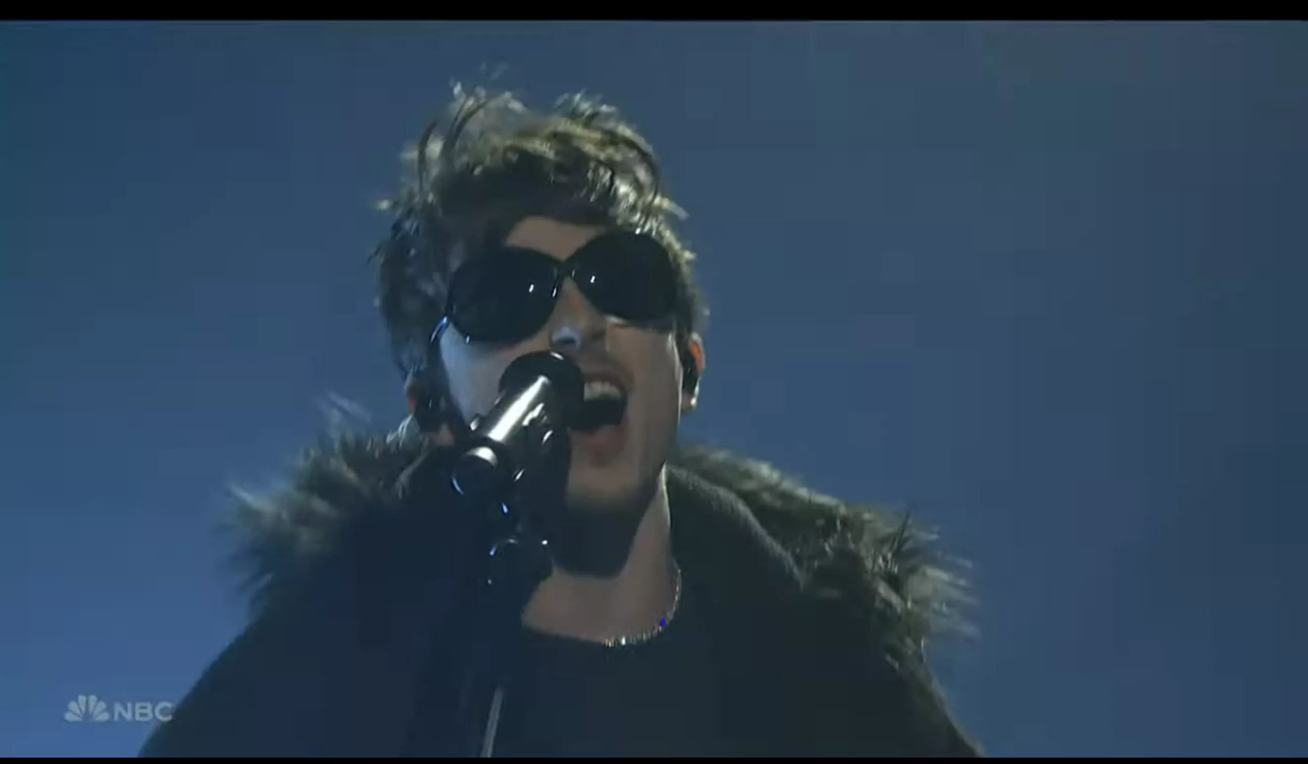 Timothée Chalamet interpreta tres 'favoritos personales' de Bob Dylan en su aparición musical en 'SNL'