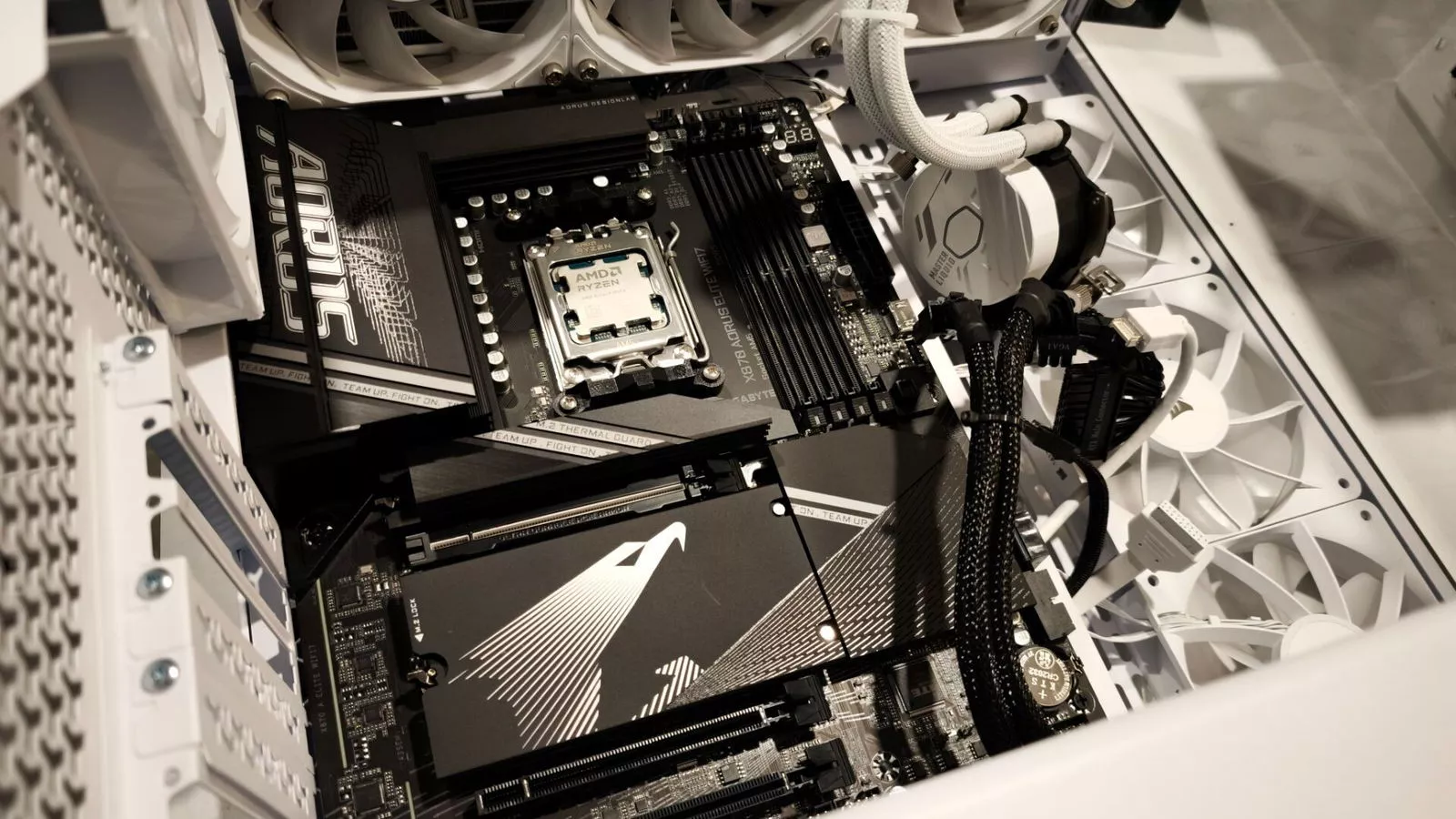 Gigabyte X870 Aorus Elite Wifi 7 Motherboard Review