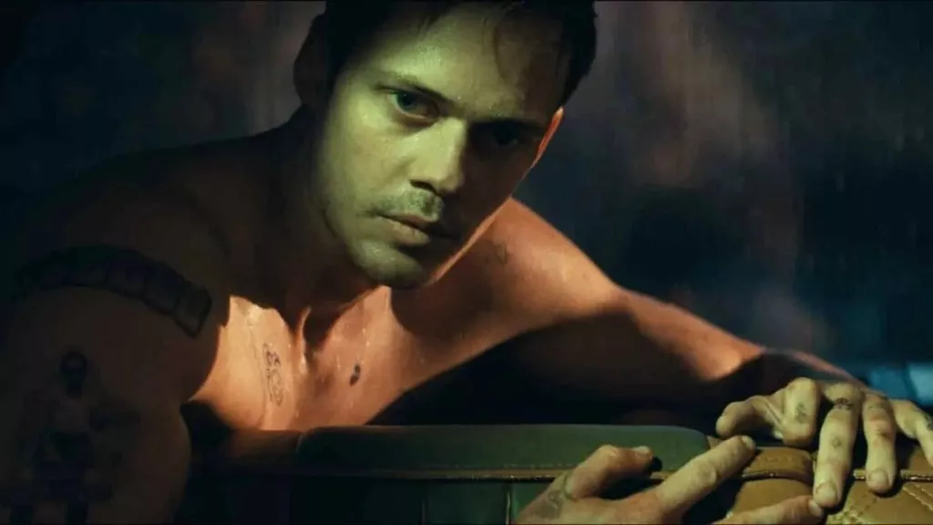 Bill Skarsgård y Anthony Hopkins luchan por la supremacía moral en el thriller Locked