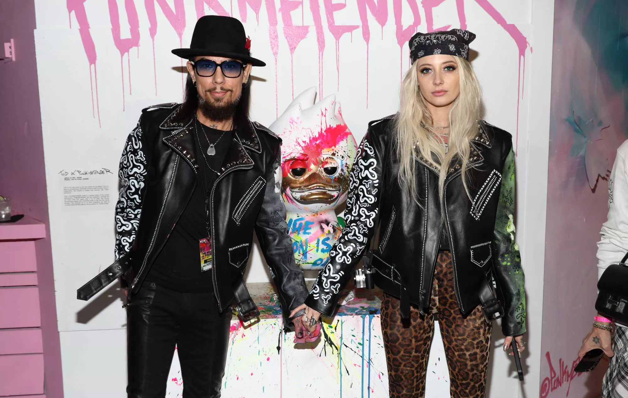 Dave Navarro y Vanessa DuBasso se casan en una boda gótica en un castillo escocés: “Queríamos que se sintiera como un sueño”