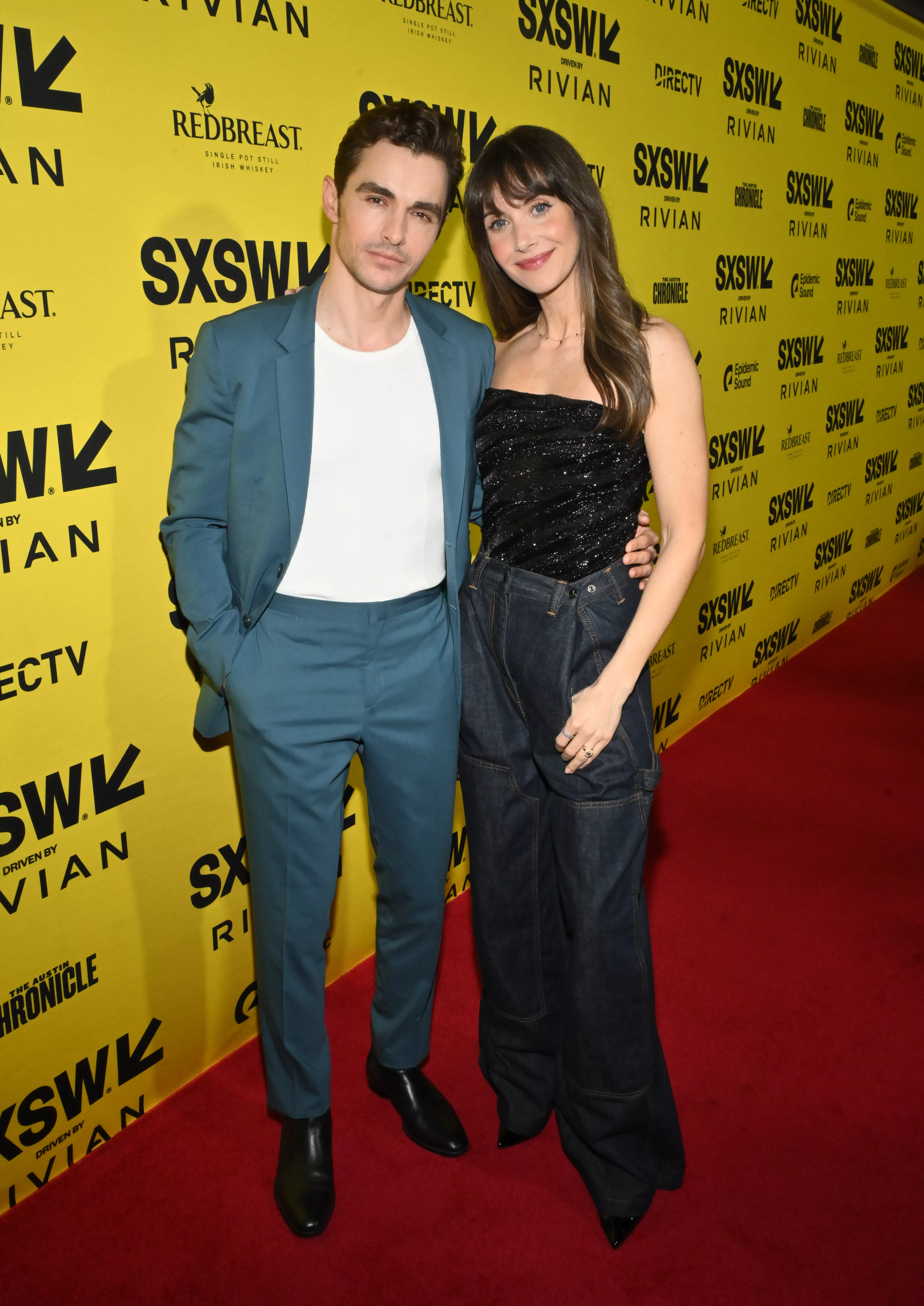 Dave Franco, Alison Brie en la premiere de 'Together' durante la Conferencia y Festivales SXSW en el Paramount Theatre el 7 de marzo de 2025 en Austin, Texas.