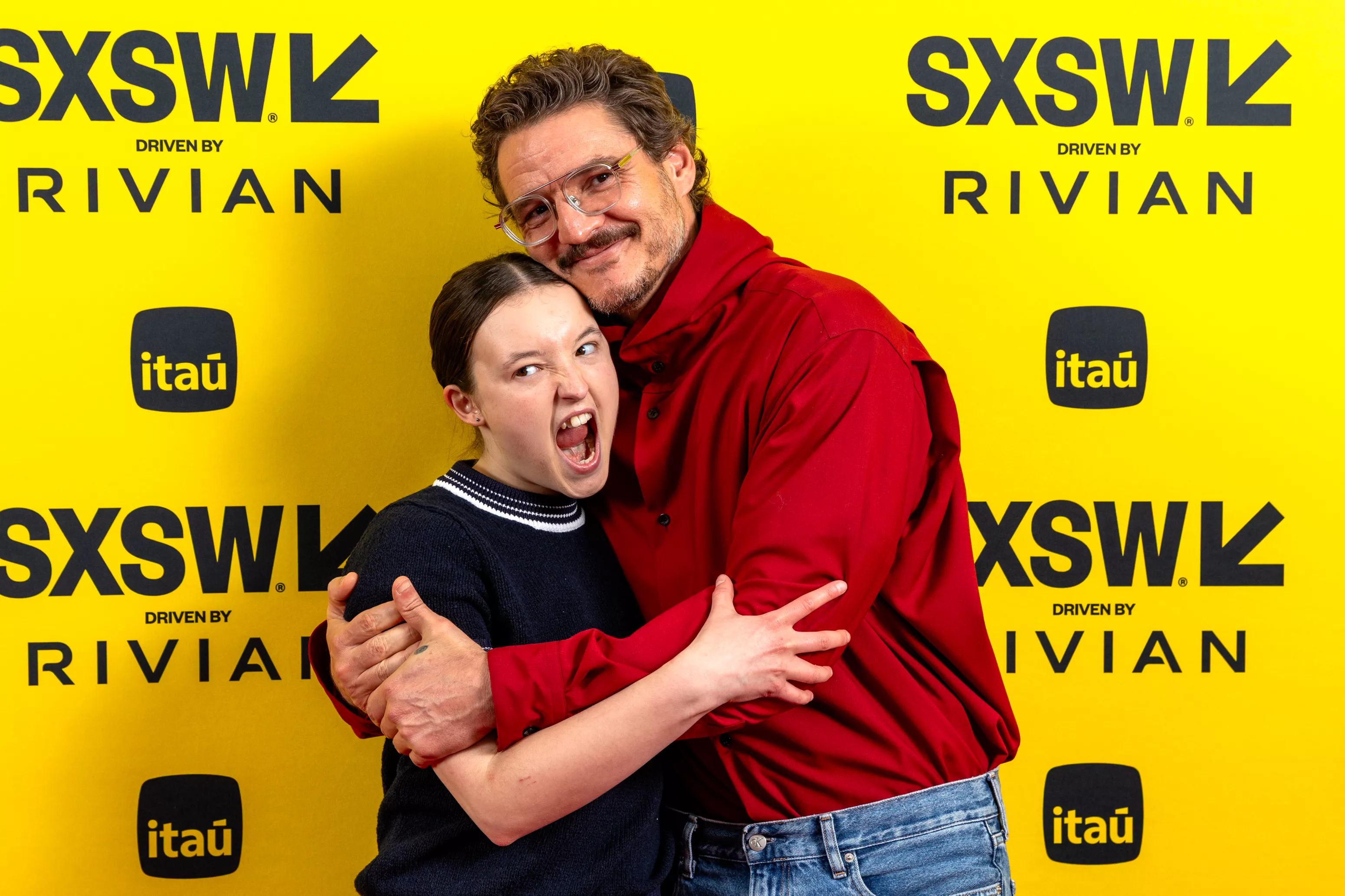 Bella Ramsey, Pedro Pascal en la sesión destacada 'The Last of Us: Elenco y Creadores de la Temporada 2' durante la Conferencia y Festivales SXSW en el Centro de Convenciones de Austin el 8 de marzo de 2025 en Austin, Texas.