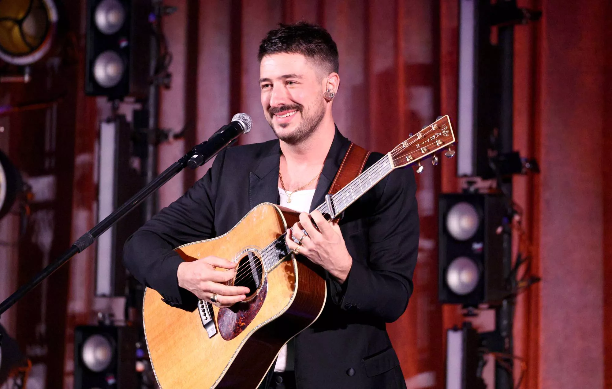 Mumford & Sons comparten un poderoso consejo de Neil Young: “Estás equivocado, amigo”