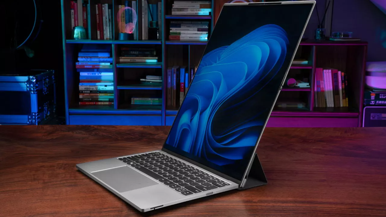 ThinkBook 'c贸digo nombre Flip' AI PC