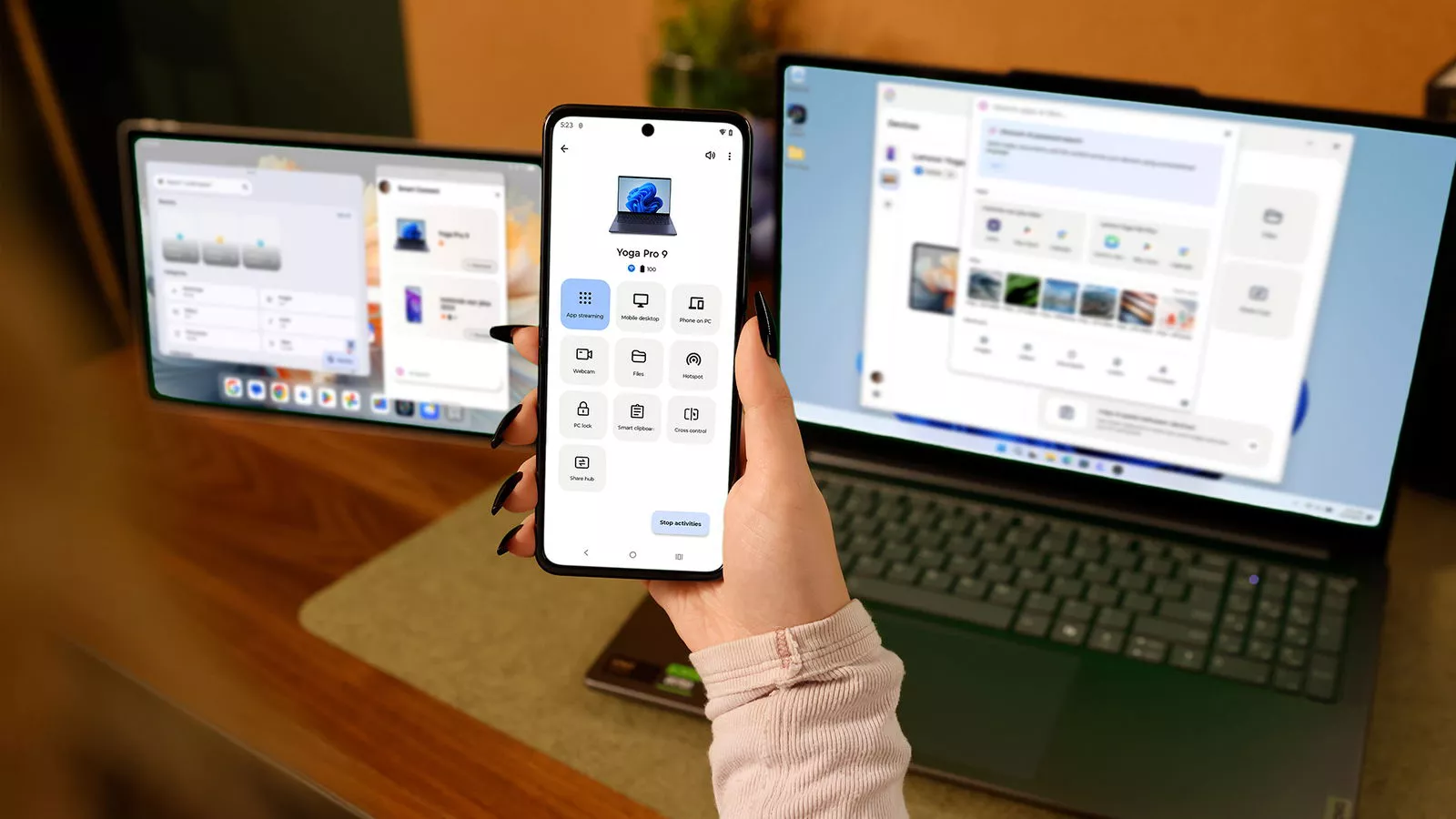 Motorola Unveiled Smart Connect Is Back With Moto Ai Features
