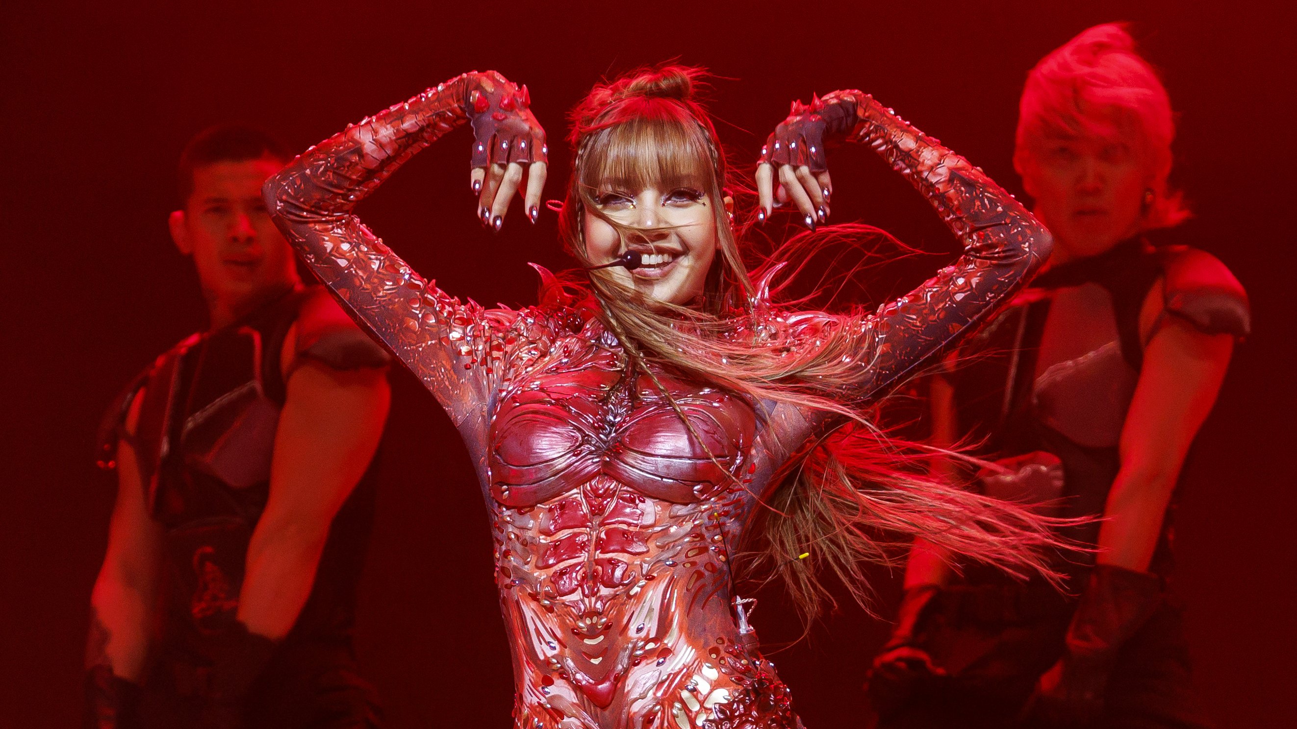 Lisa estaría encantada de colaborar con Labubu y confirma que Blackpink lanzará un nuevo álbum: 'Está llegando pronto, lo prometo'