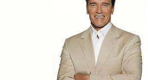 Arnold Schwarzenegger llega tarde a hacer el paripé en Madrid y sale abucheado